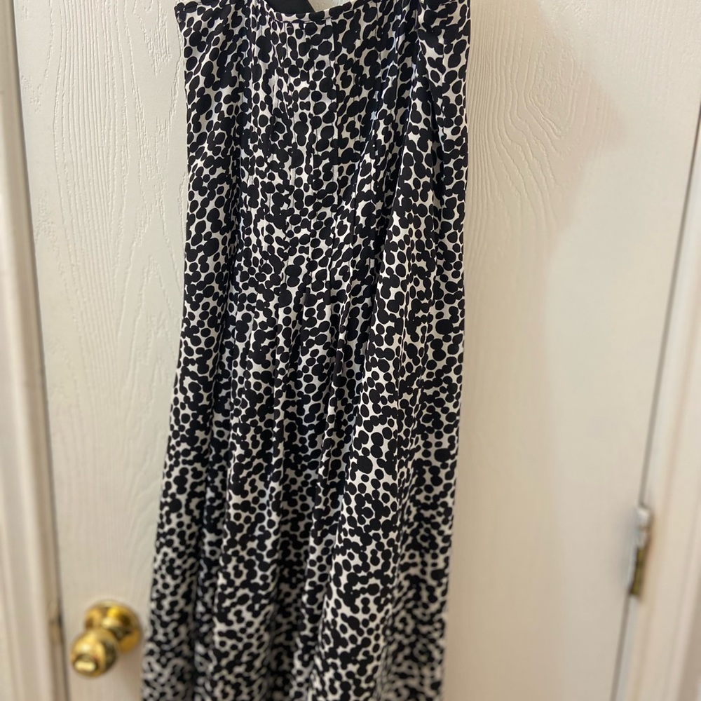 Pokadot cocktail dress flowy super cute